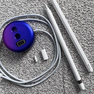 Apple pencil - 1st and 2nd gen - bundle with charge port, nib & adaptor